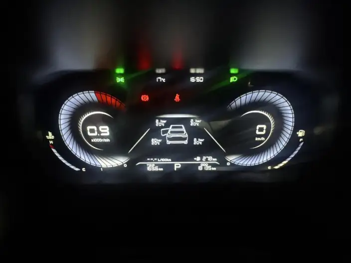 Geely Emgrand 2023 Model No. 4 Gen Champion Edition 1.5L CVT Noble Model – фото 6