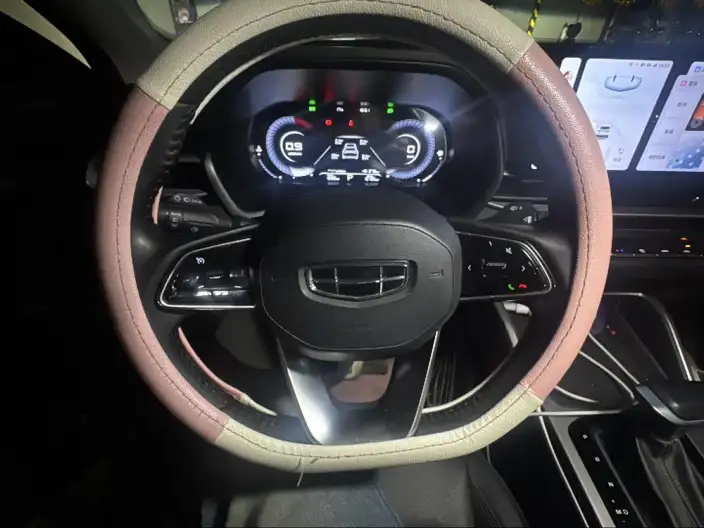 Geely Emgrand 2023 Model No. 4 Gen Champion Edition 1.5L CVT Noble Model – фото 7