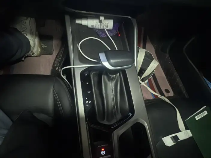 Geely Emgrand 2023 Model No. 4 Gen Champion Edition 1.5L CVT Noble Model – фото 9