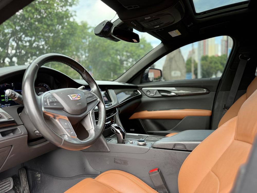Cadillac CT6 2022 28T Luxury – фото 15