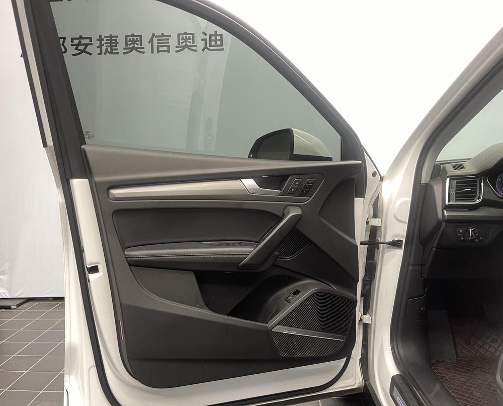 Audi Q5L 2022 45 TFSI Luxury Dynamic – фото 17