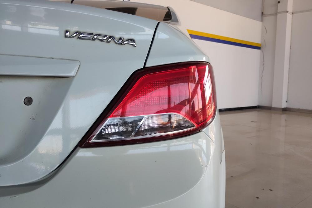 Hyundai Verna 2014 модификация 1.4L Manual Intelligent GLS – фото 6