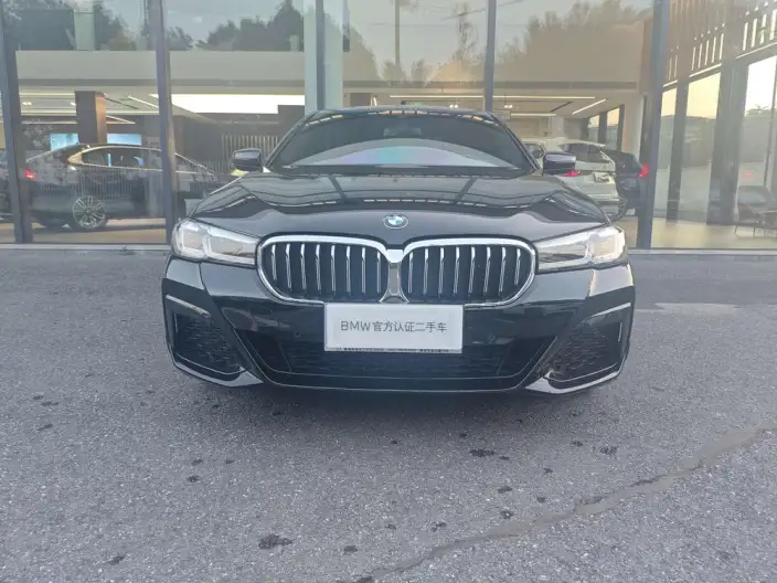 BMW 5 Series 2022 Model Facelift II 525Li M Sports Set – фото 2