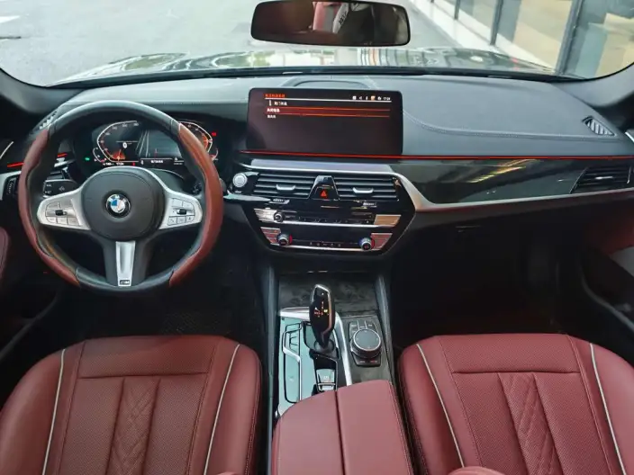 BMW 5 Series 2022 Model Facelift II 525Li M Sports Set – фото 7
