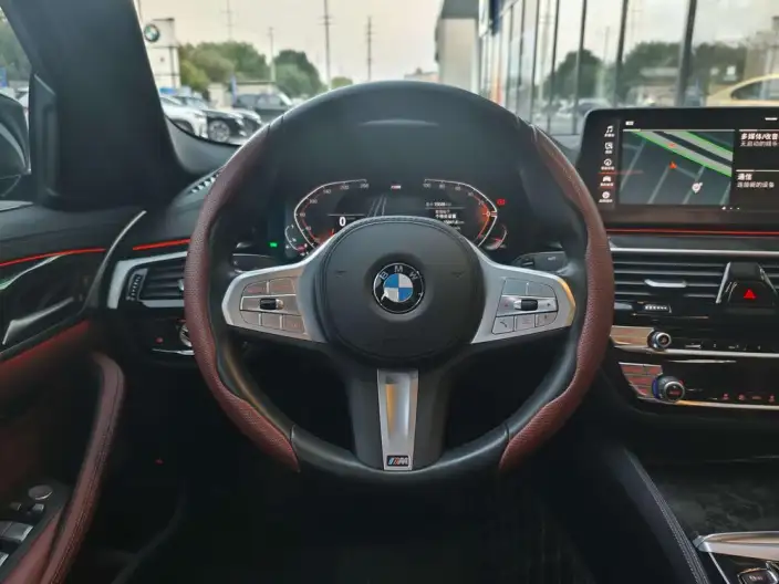 BMW 5 Series 2022 Model Facelift II 525Li M Sports Set – фото 9