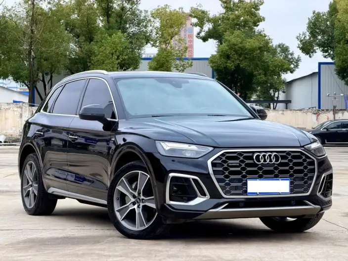 Audi Q5L 2022 Model Facelift 45T Luxury Dynamic Model – фото 3