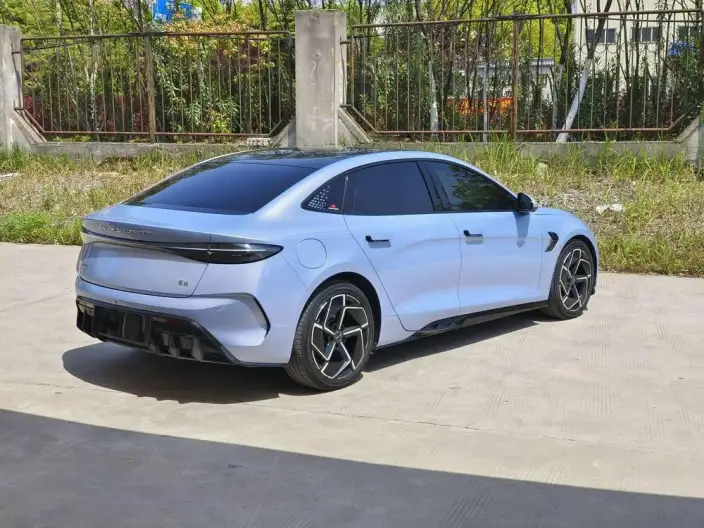BYD Seal 2022 Model 700KM Long Battery Life Pro Rear Drive Edition – фото 7