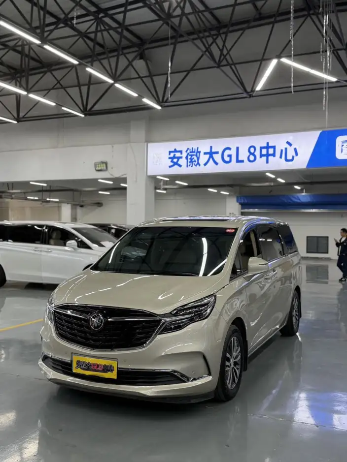 Buick GL8 2022 Model ES Luzun 653T Exclusive Model – фото 1