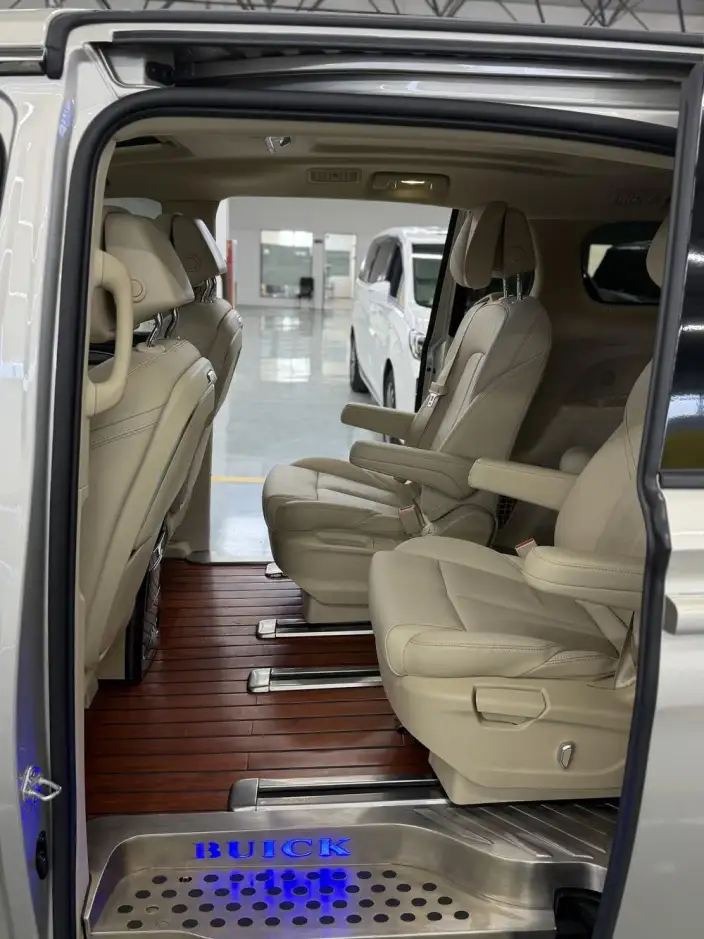 Buick GL8 2022 Model ES Luzun 653T Exclusive Model – фото 9