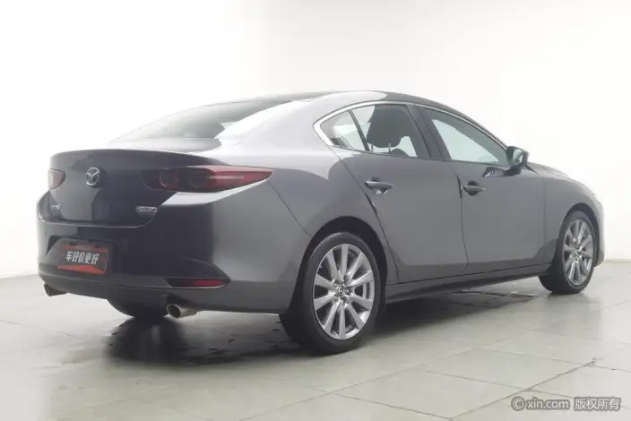 Mazda3 Axela 2023 Model 2.0L Automatic Zhi Shine Edition