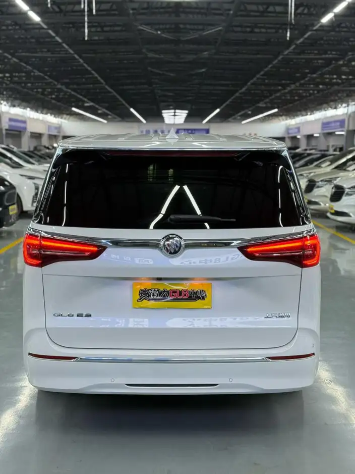 Buick GL8 2023 Model ES Luzun 2.0T Comfort Model – фото 3