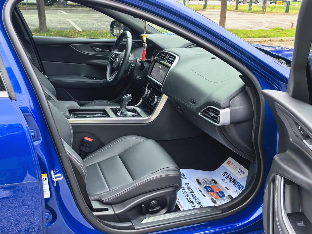 Jaguar XEL 2020 2.0T 200PS R-DYNAMIC S Advance Sport – фото 15