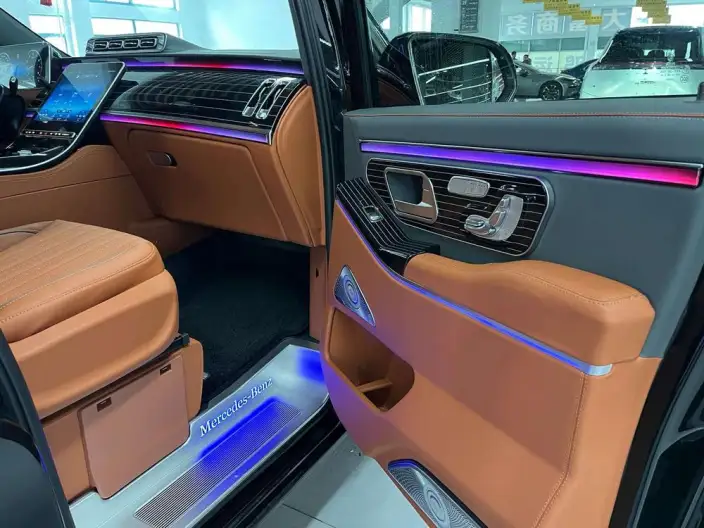 Viano 2021 Model 2.0T Business Edition 7 seat – фото 6