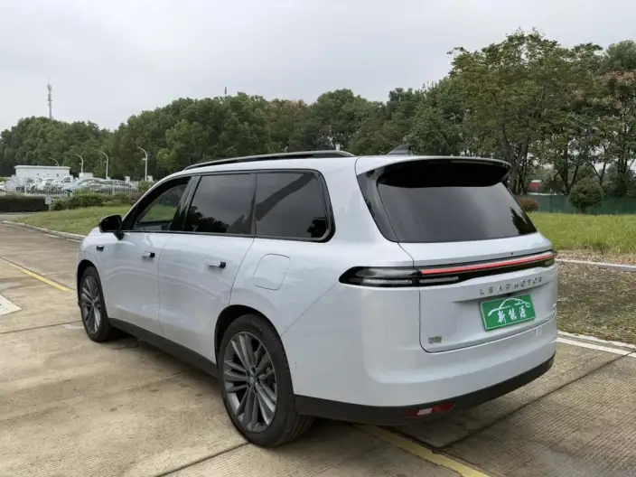 Leapmotor C16 2026 Model EV Edition 630 LiDAR Zhizun Edition 5 seat – фото 4