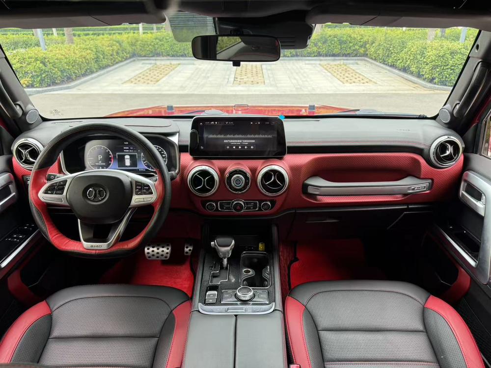 BAIC BJ40 2019 PLUS 2.3T Automatic 4WD Premium China VI – фото 10