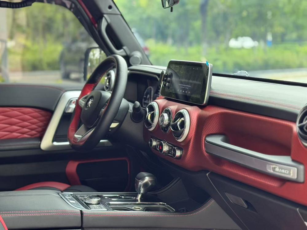 BAIC BJ40 2019 PLUS 2.3T Automatic 4WD Premium China VI – фото 16