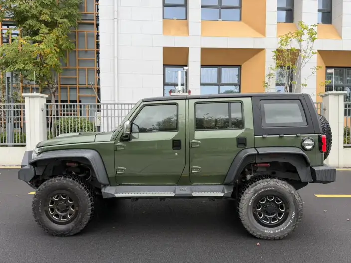 BAIC BJ40 2020 Model 2.3T Automatic 4WD Rainforest Crossing Edition – фото 4