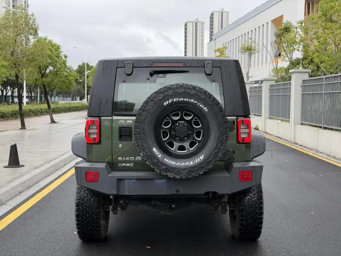 BAIC BJ40 2020 Model 2.3T Automatic 4WD Rainforest Crossing Edition – фото 6