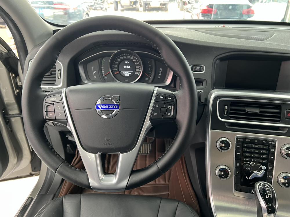 Volvo S60 2015 S60L 2.0T Intelligent Far – фото 11