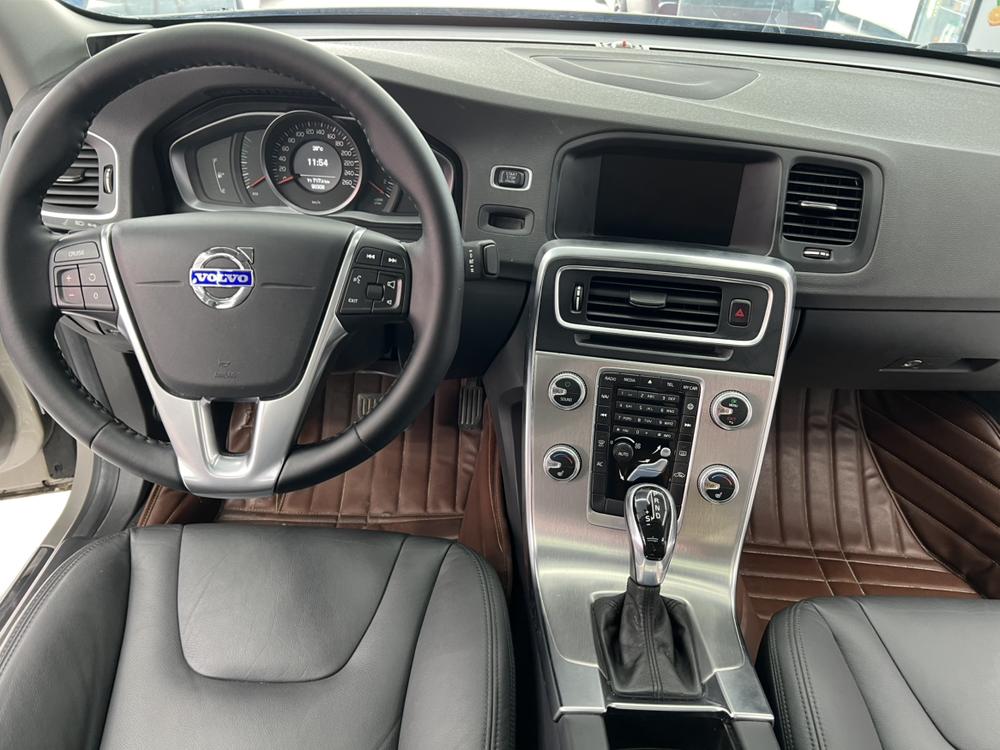Volvo S60 2015 S60L 2.0T Intelligent Far – фото 12