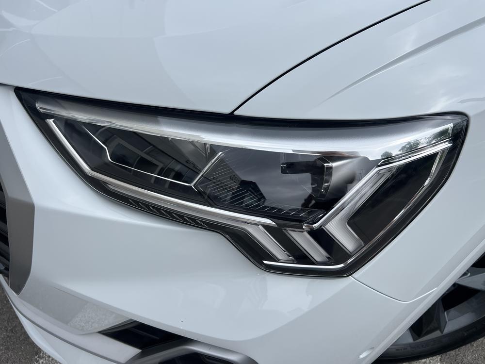 AUDI Q3 2023 35 TFSI Stylish Dynamic 1.5T – фото 8