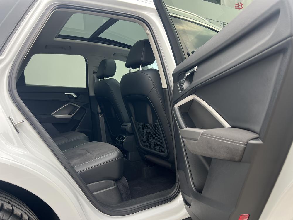 AUDI Q3 2023 35 TFSI Stylish Dynamic 1.5T – фото 14