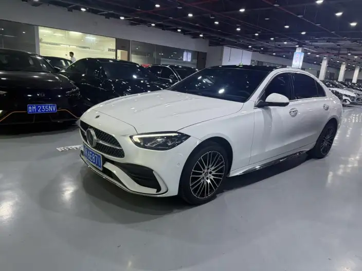 Mercedes-Benz C-Class 2026 Model C 260 L Sports sedan – фото 1