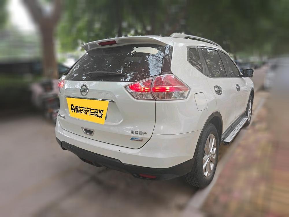 Nissan X-Trail 2014 2.0L CVT Smart Leading FWD – фото 2
