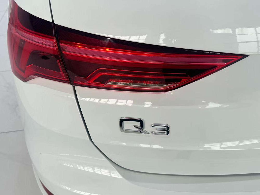 AUDI Q3 2024 35 TFSI Stylish Dynamic – фото 10