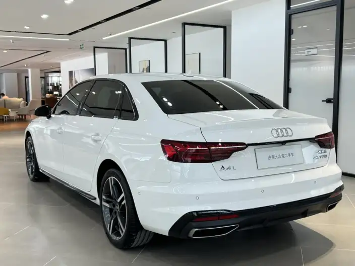 Audi A4 L 2022 Model 40 TFSI Luxury Dynamic Model – фото 4