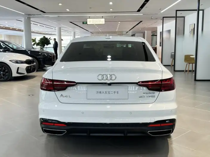 Audi A4 L 2022 Model 40 TFSI Luxury Dynamic Model – фото 5