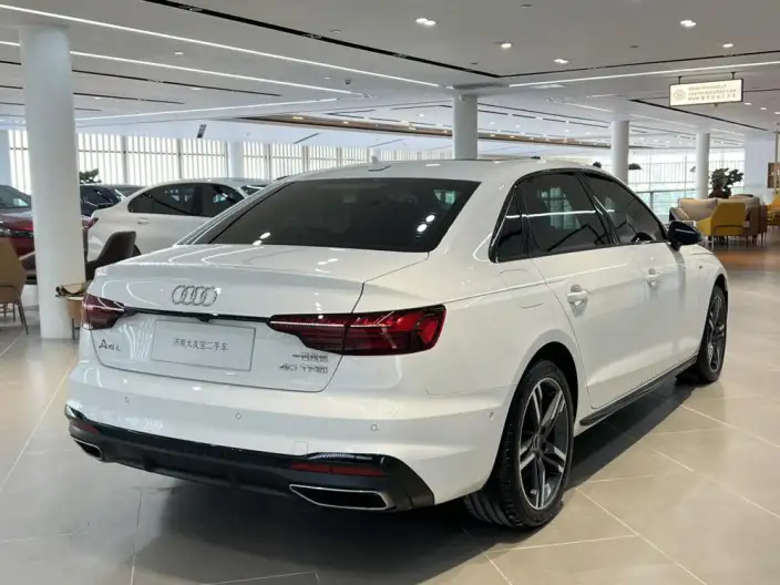 Audi A4 L 2022 Model 40 TFSI Luxury Dynamic Model – фото 6