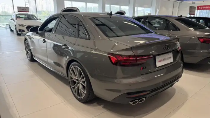 Audi S4 2023 Model 3.0TFSI – фото 3