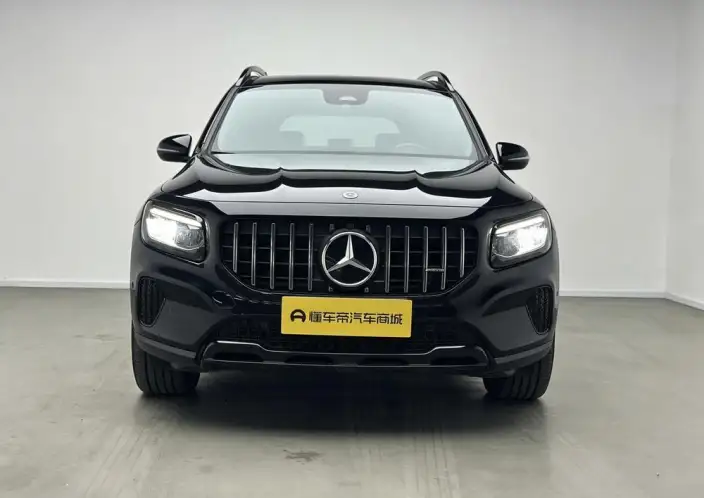 Mercedes-Benz GLB 2024 Model GLB 220 Fashion Model – фото 2