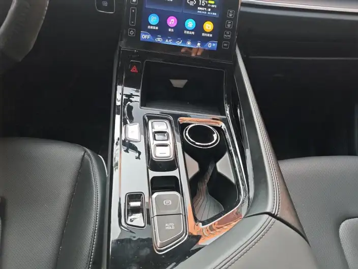 Hyundai Custin 2024 Model 270TGDi LUX Premium Edition – фото 9