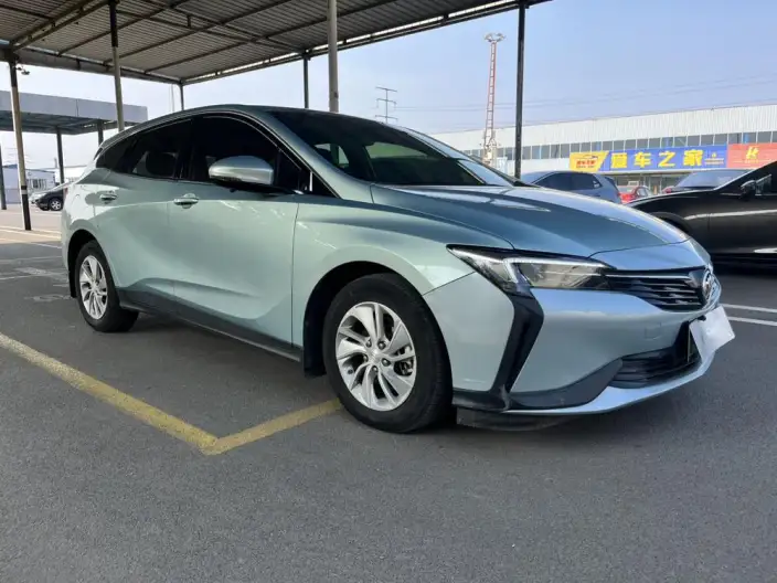 Buick Velite 6 PHEV 2022 Model Connected Fashion Model – фото 3