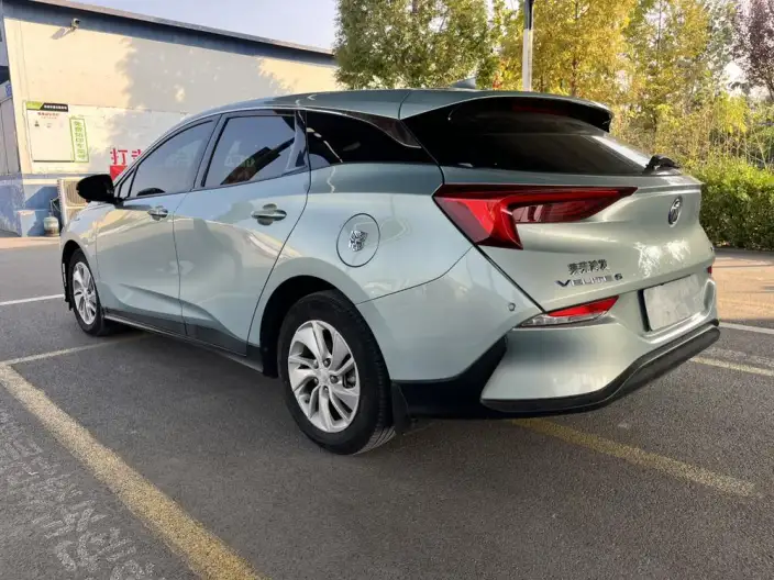 Buick Velite 6 PHEV 2022 Model Connected Fashion Model – фото 5