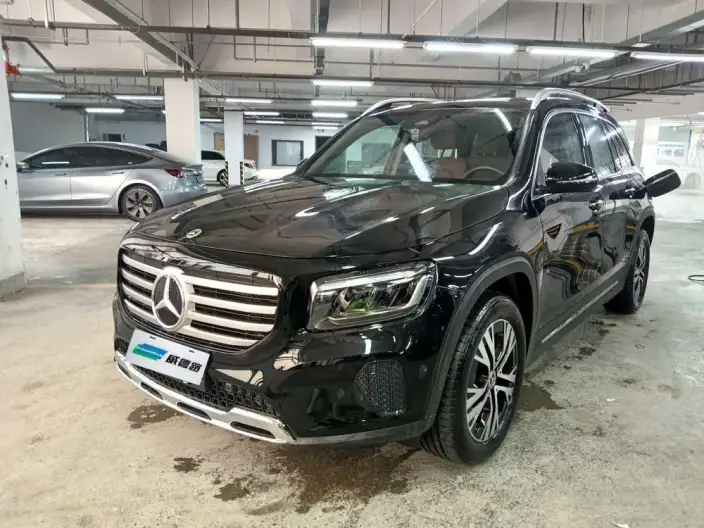 Mercedes-Benz GLB 2024 Model Facelift GLB 220 Dynamic Model – фото 1