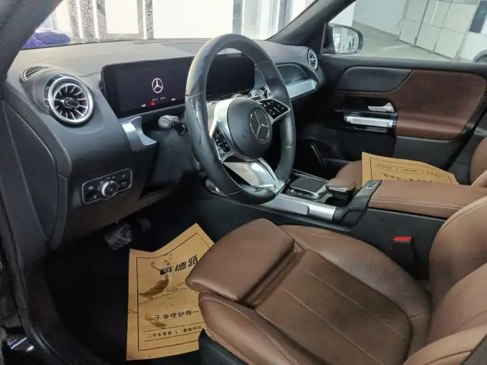 Mercedes-Benz GLB 2024 Model Facelift GLB 220 Dynamic Model – фото 8