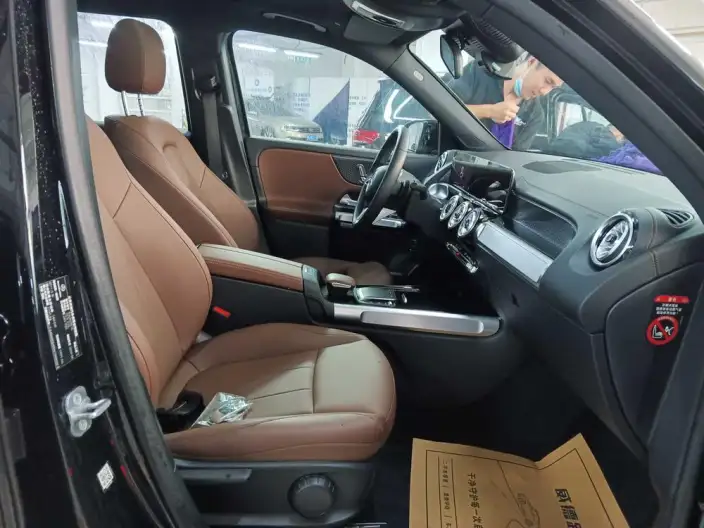 Mercedes-Benz GLB 2024 Model Facelift GLB 220 Dynamic Model – фото 9