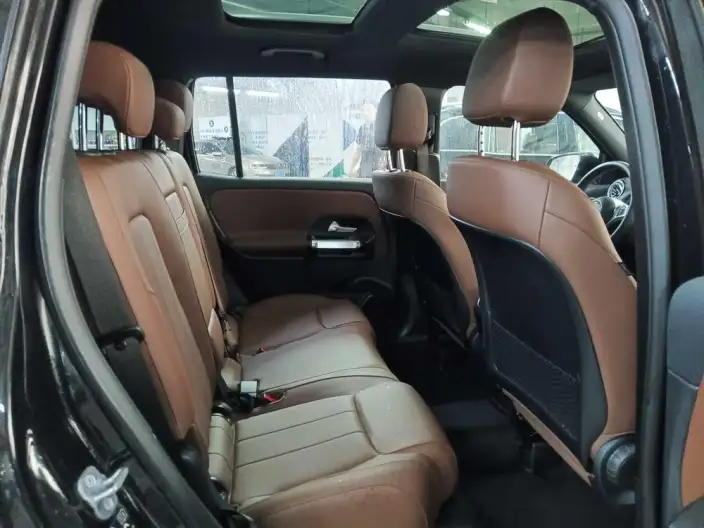 Mercedes-Benz GLB 2024 Model Facelift GLB 220 Dynamic Model – фото 10