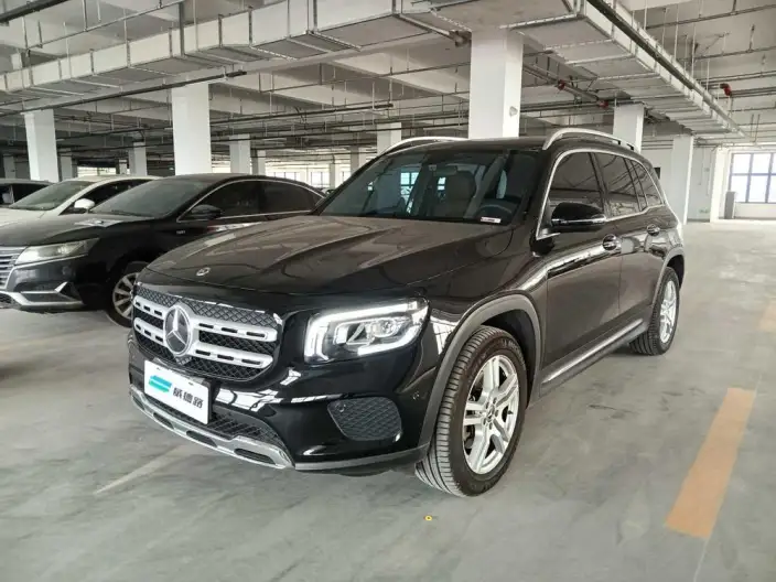 Mercedes-Benz GLB 2023 Model GLB 220 Dynamic Model – фото 1