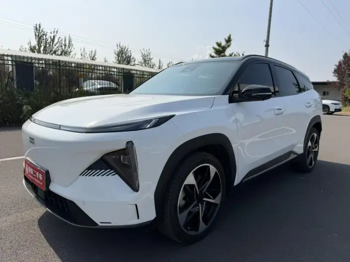 Geely Galaxy L7 2023 Model 1.5T DHT 115km Galaxy – фото 1