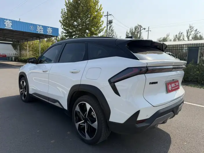 Geely Galaxy L7 2023 Model 1.5T DHT 115km Galaxy – фото 5