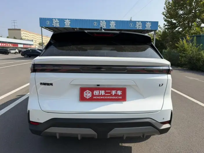 Geely Galaxy L7 2023 Model 1.5T DHT 115km Galaxy – фото 6