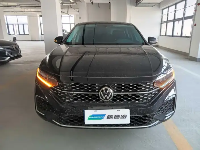 Volkswagen Passat 2023 Model Facelift 330TSI Starry sky Elite Edition – фото 2