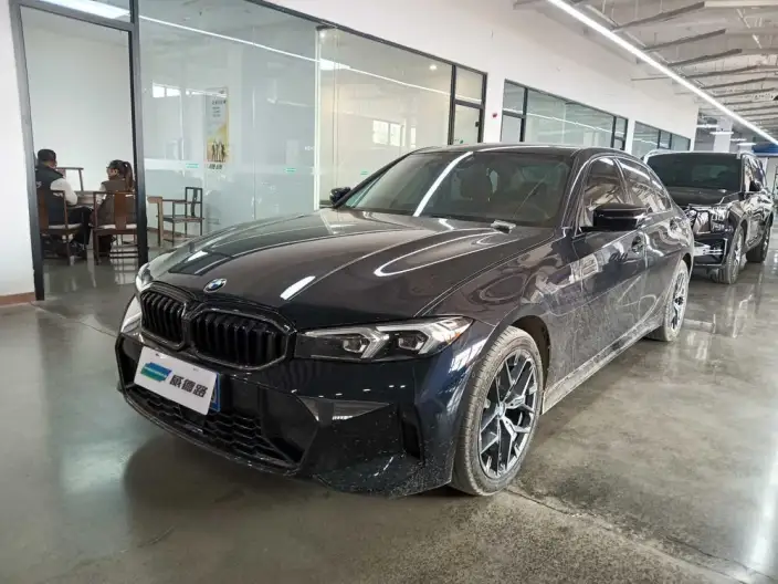BMW 3 Series 2025 Model 330Li M Sports Night Set – фото 1