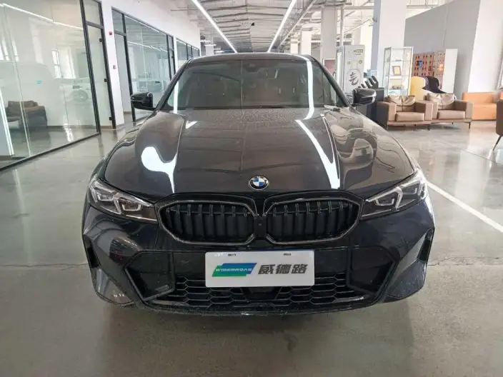 BMW 3 Series 2025 Model 330Li M Sports Night Set – фото 2
