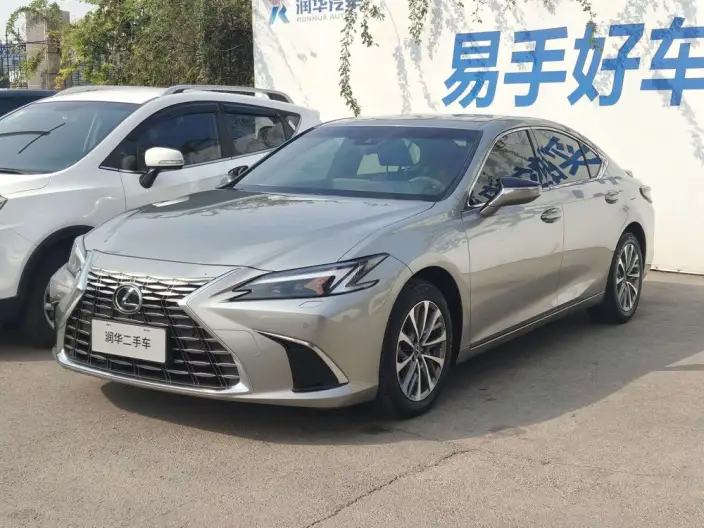 Lexus ES 2025 Model 300h Premium