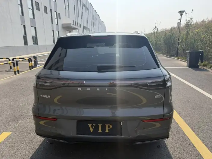 Geely Galaxy E5 2026 Model 610km Tiggo + Edition – фото 5